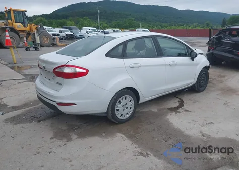 2016 Ford Fiesta S z USA, uszkodzony, nr VIN 3FADP4AJ4GM103897